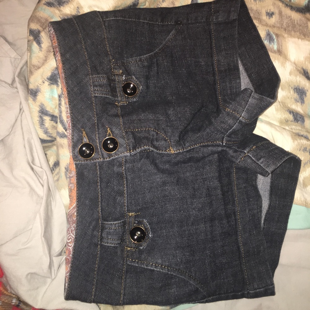women’s shorts